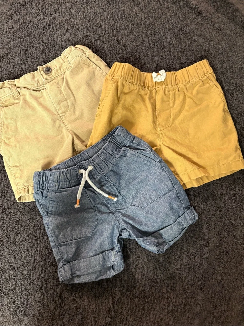 Bundle 3-Pack 18 month shorts‎
